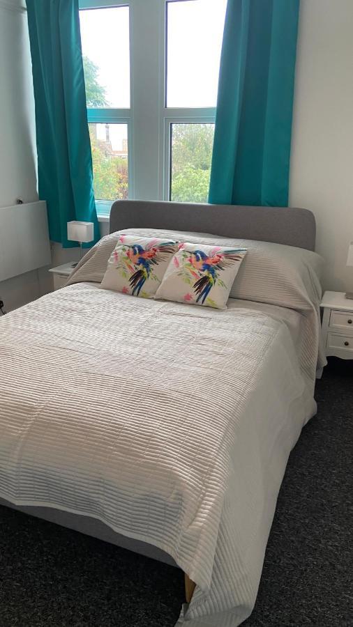 Bexhill Sea Stay Flat 2 Экстерьер фото